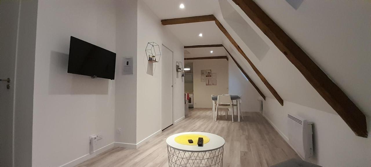 Appartement Dans Maison De 1789 Au Centre De Vitre 외부 사진